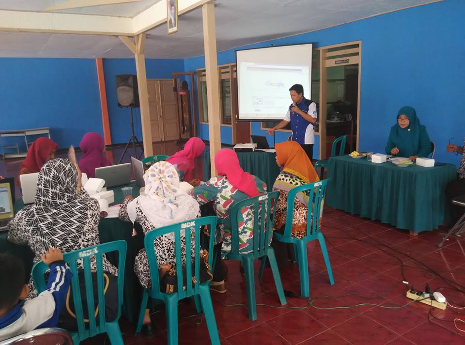 Pelatihan IT Ibu-ibu PKK Bojonegoro