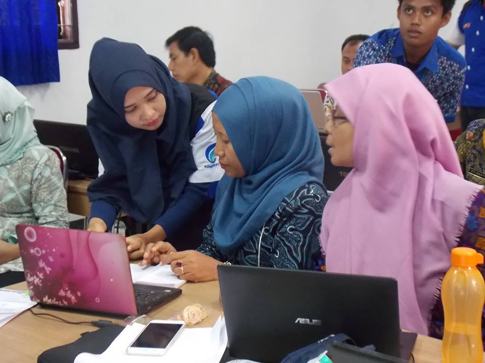RTIK Bojonegoro Latih Pengelolaan Website Pusat Belajar Guru Tuban