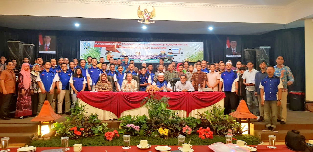 Relawan TIK seJawa Timur Dukung Program Jatim Smart